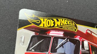 Hot wheels Ferrari team transport - 8