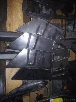 Lada Vaz 2101,2103,2106,2105,2107 podlaha - 8