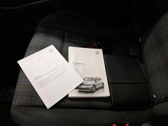 Volkswagen Golf GTE 1,4 TSI 180kw,panorama,kamera.matrix - 8