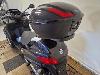 Piaggio MP3 500 LT 12/2011 - 8
