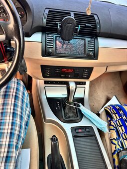 BMW X5 4.4 i 169000 km. 2002 - 8