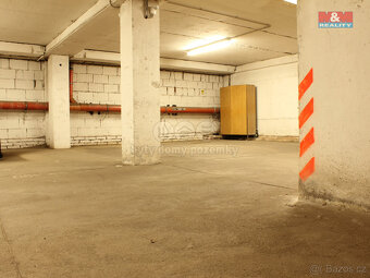 Pronájem garážového stání, 16 m², Praha, ul. Dělnická - 8