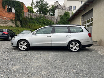 VOLKSWAGEN PASSAT 2,0 TDi 103 Kw - 8