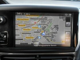 PEUGEOT 2008 1,2 PureTech - 8