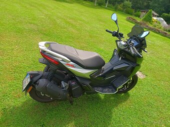 Aprilia SR 125 GT 11kw - 8