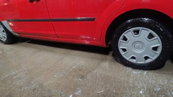 Prodám Ford Focus 1.6tdci 66kw rv2006 - 8