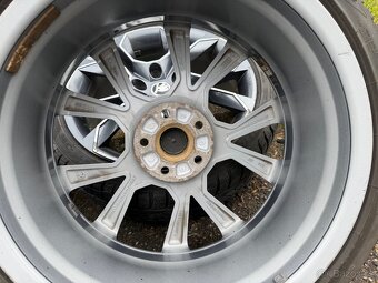 ALU kola Škoda Octavia 3 RS 5x112 R19 - 8