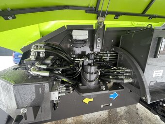 Dieselová teleskopická plošina Zoomlion ZT32J - 8