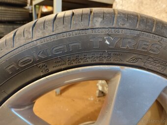 Kola Škoda Rapid - 8