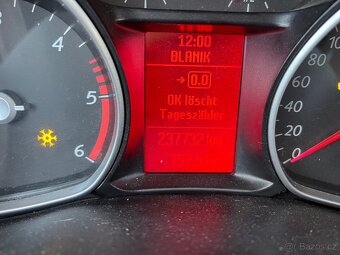 Ford s max 2,0tdci 96kw rok 2005 dovoz - 8