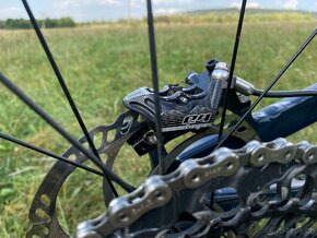 Trek Slash 8 M/L - 8