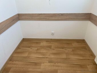 Pronájem prostorného 4+1 po rekonstrukci - 8