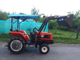 Prodám malotraktor KUBOTA GL25 - 8