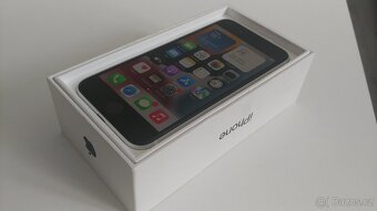 iPhone SE 64GB - 8