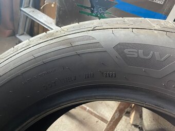 Sada letní pneu na SUV 235/65 R 18 106W EAGLE_F1_ASYMMETRIC - 8