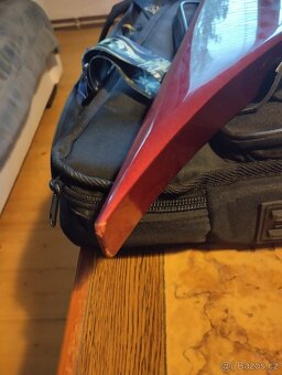 Jackson JS30t Rhoads - 8
