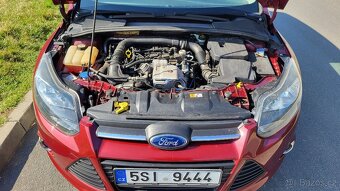 Ford Focus 3 combi 1.0 benzín 92kW, Champions League - 8
