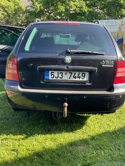 ŠKODA OCTAVIA COMBI 1.9 TDI 81KW Style STK 09/2026 - 8