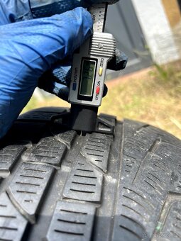 Celoročni kola BMW X1 225/50 R17 IS34
5x12 - 8