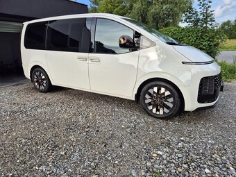 Hyundai Staria 2,2CRDi, LUXURY, Automat, 4x4, 7 miest - 8