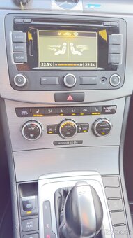 Volkswagen Passat B7 130 kW - 8