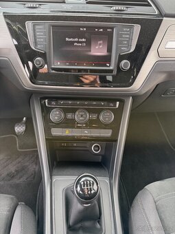 VW Touran III, rok 2016, 1.2TSI 81 kW, servis VW, 177.171 km - 8
