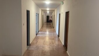 Pokoj k pronájmu - 8