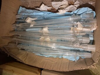 Laboratorní sklo různé - 8