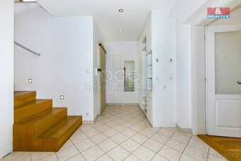 Prodej bytu 5+kk, 164 m², ul. Na Rokytce, Praha - 8