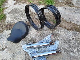 Harley Davidson Dyna Street Bob - 8