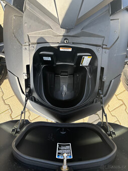 CAN-AM Spyder F3 LTD - 8