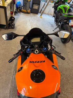 Honda CBR 1000 RR Fireblade Repsol - 8