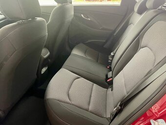 Hyundai i30 WG 1,5i 70kW Family 6MT - 8