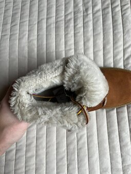 Zimni boty s koziskem Timberland, vel.38 - 8