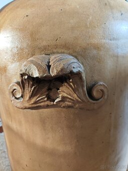 Vzácná hliněná nádoba na víno o objemu cca 60l - 8