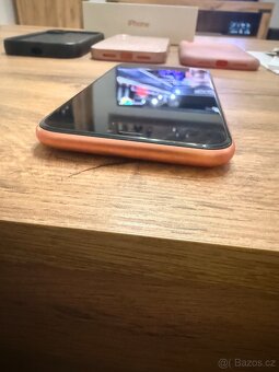 Apple IPhone XR 64 GB - 8