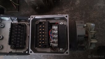 Elektromotory 400 V s převodovkou - 8