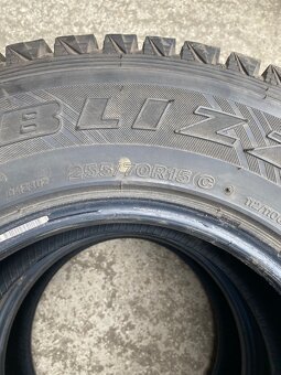 255/70R15 C 112/1100 Bridgestone Blizzak DM-Z3 10mm - 8