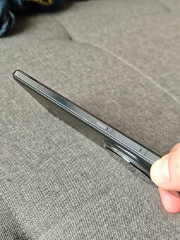 Honor Magic 7 Pro 12/512gb perfektni stav, zaruka - 8