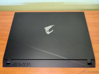 17,3" Gigabyte Aorus 17,4070-140w,i7-13gen,32gb,QHD-240Hz. - 8