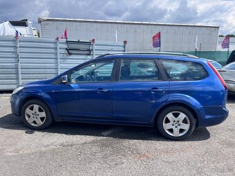 Ford Focus - 8
