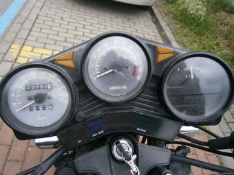 Yamaha XJ 600 - 8