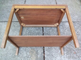 Konferenční stolek - 8