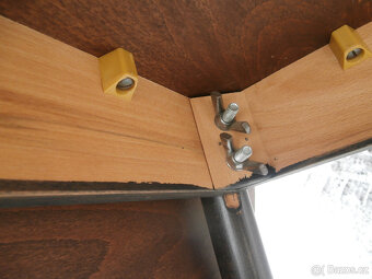 Stůl kulatý RETRO skládací za 500 kč - 8