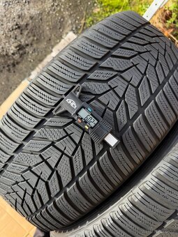 Zimní pneu 245/45/18 Hankook Winter i cept evo3 - 8