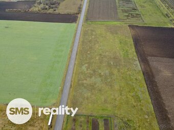 Prodej komerčního pozemku 2 000 m² – Moravský Žižkov - 8