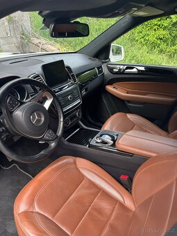 Mercedes-Benz GLS - 8