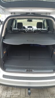 Ford C Max 2,0 TDCi 7 míst - 8