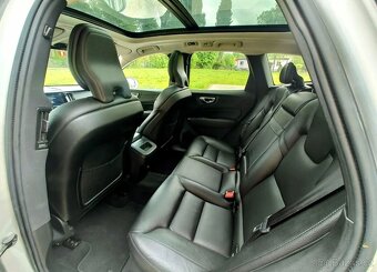 Volvo XC60 T5 AWD Panorama - 8