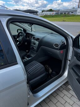 Ford Focus 2.0 TDCI 2009 rok - 8